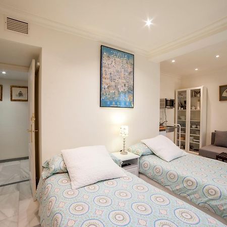 Atanasio Barron Apartment Seville Ngoại thất bức ảnh
