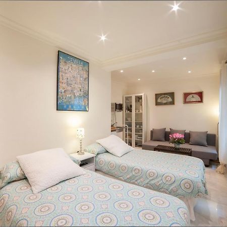 Atanasio Barron Apartment Seville Ngoại thất bức ảnh
