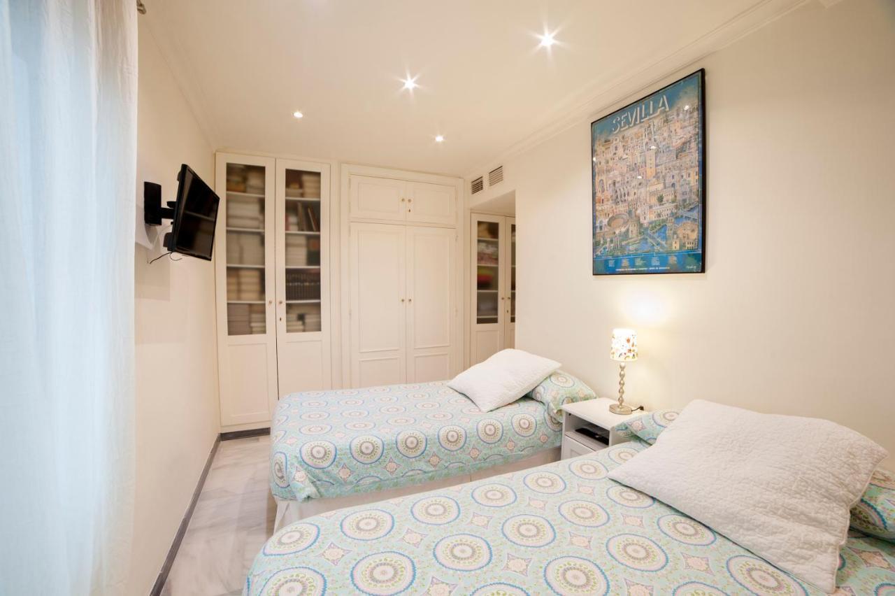 Atanasio Barron Apartment Seville Ngoại thất bức ảnh