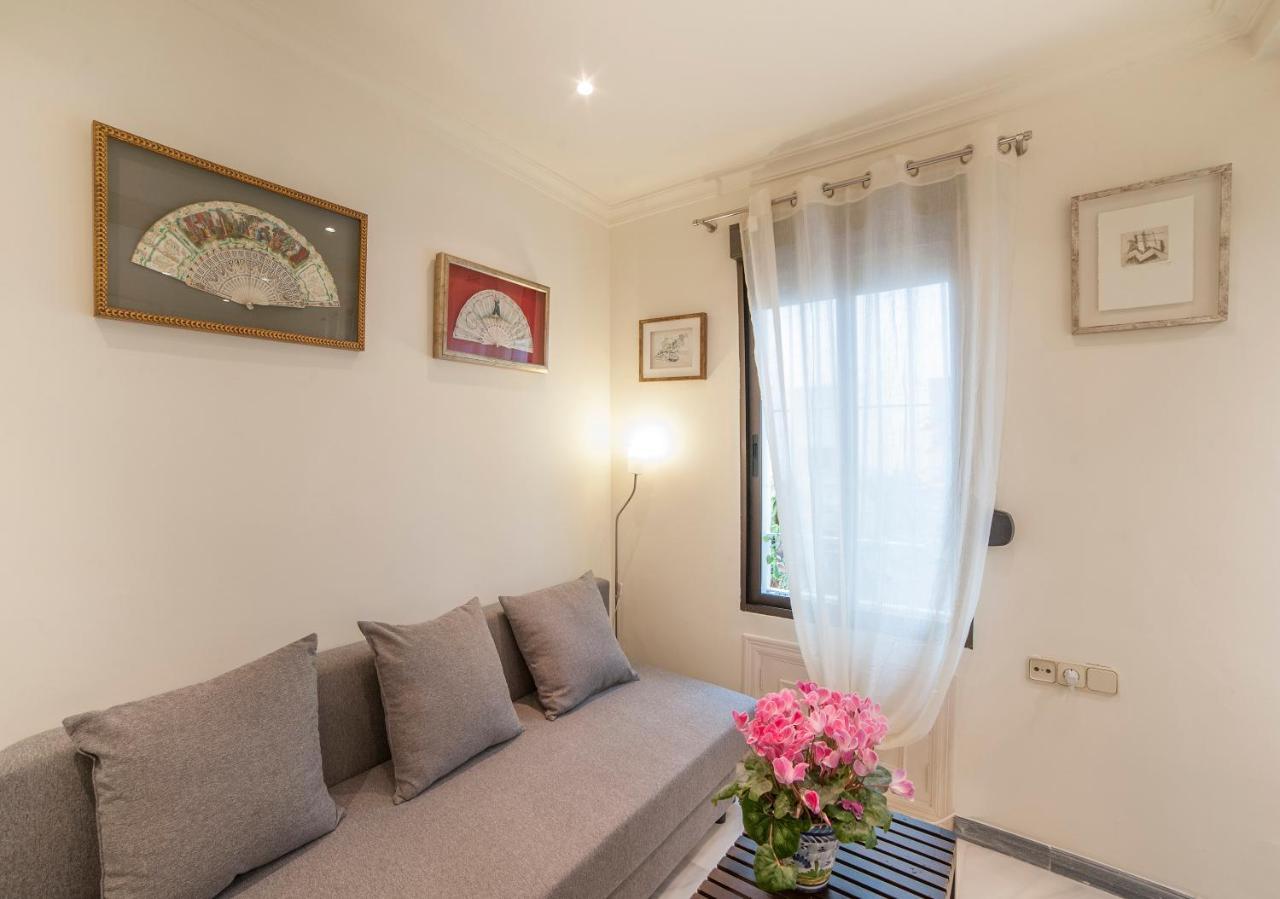 Atanasio Barron Apartment Seville Ngoại thất bức ảnh
